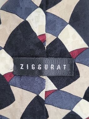 Ziggurat Silk Geometric Pattern Tie Black, Cream & Navy